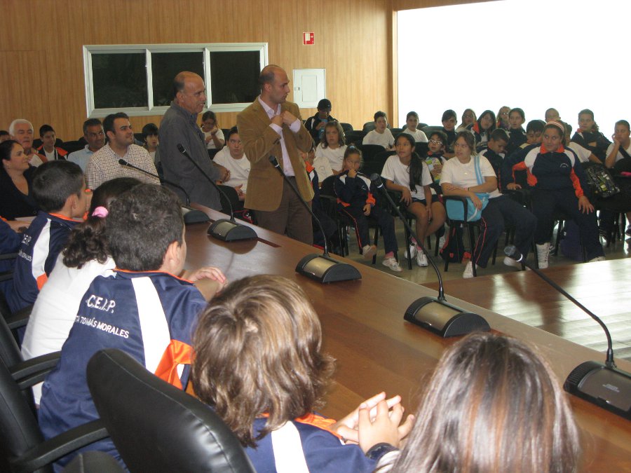 REGIÓN CANARIAS, Periódico digital de Canarias: Jóvenes estudiantes del
