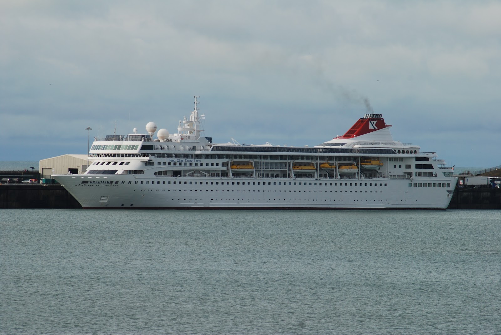 Cruise ship "BRAEMAR"