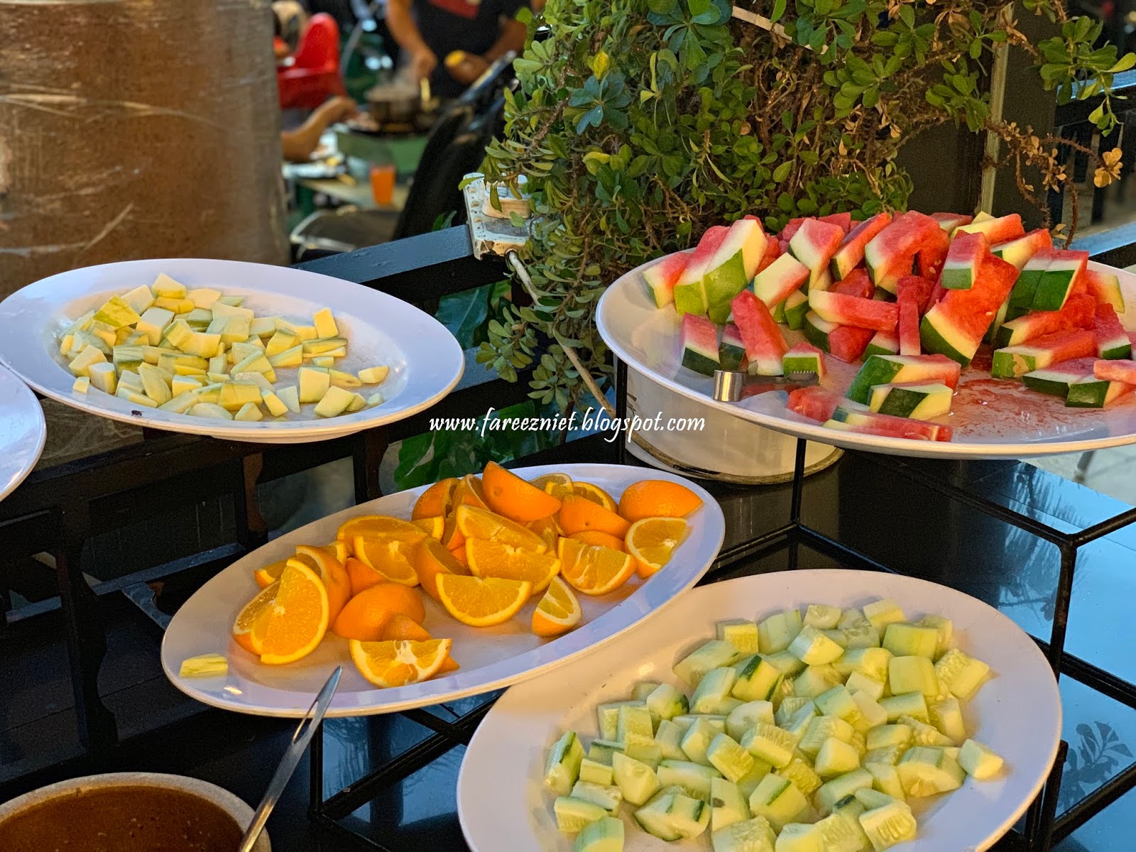 Lepak Makan Santai Bersama Kawankawan Di D'Kayangan Steamboat BBQ