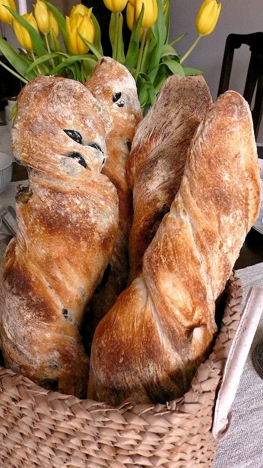 bernd&amp;#39;s bakery: Wurzelbrot / Swiss Twisted Bread