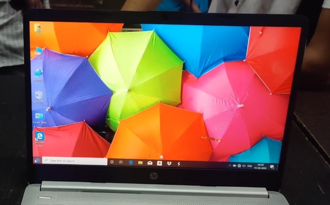 14-inch FHD IPS display of HP 14s dr1009tu laptop.