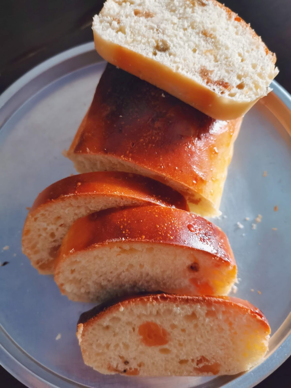 Mia Bakes No Knead Raisin Milk Bread MollyMia