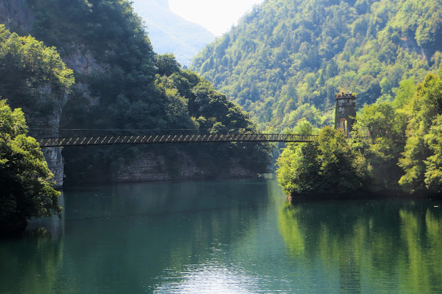 lago del corlo