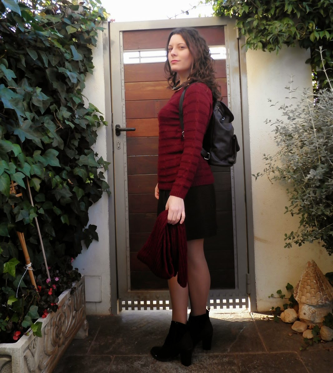backpack, mochila, blogger, castellón, looks, spain, fashion blogger, mi vestido azul, negro, burgundy
