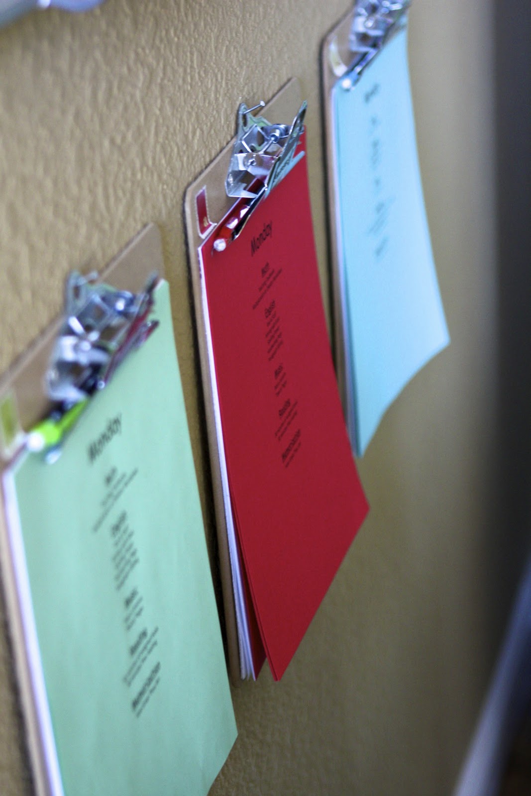 my life in a house full of boys: Clipboards {Home School Organization}