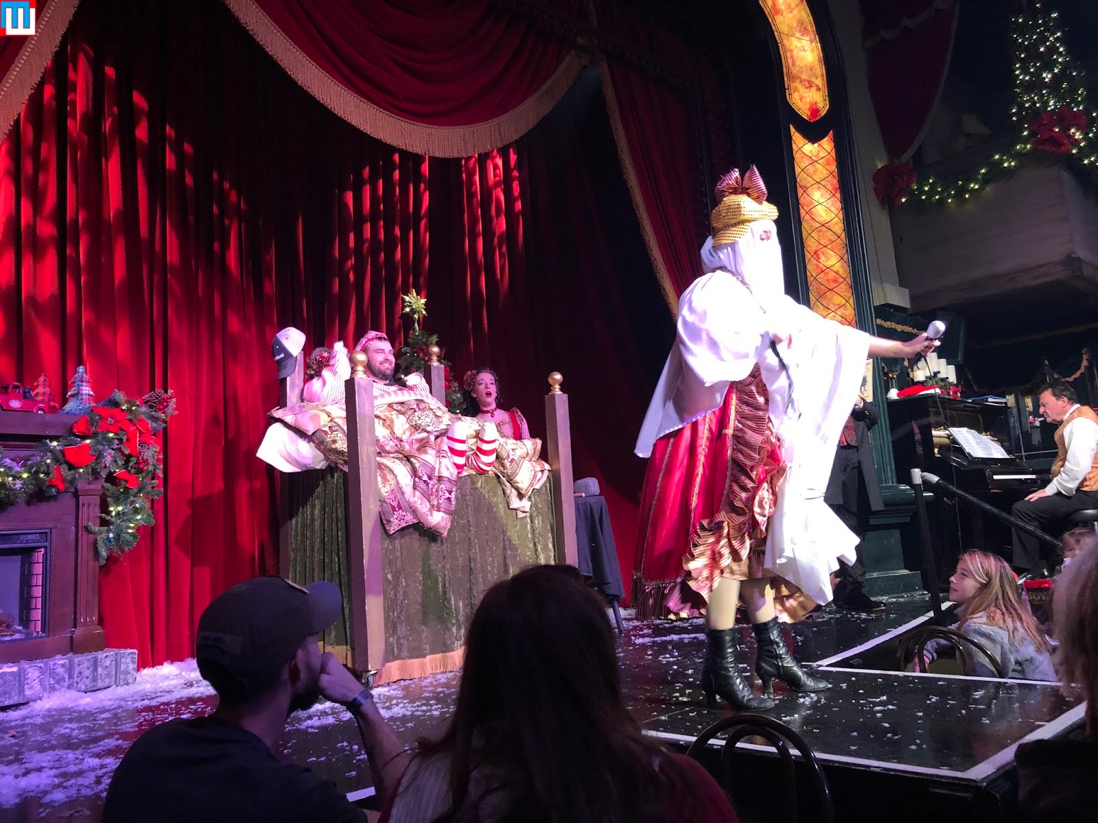 MidwestInfoGuide: An Old Time Christmas - Shows (SDC)