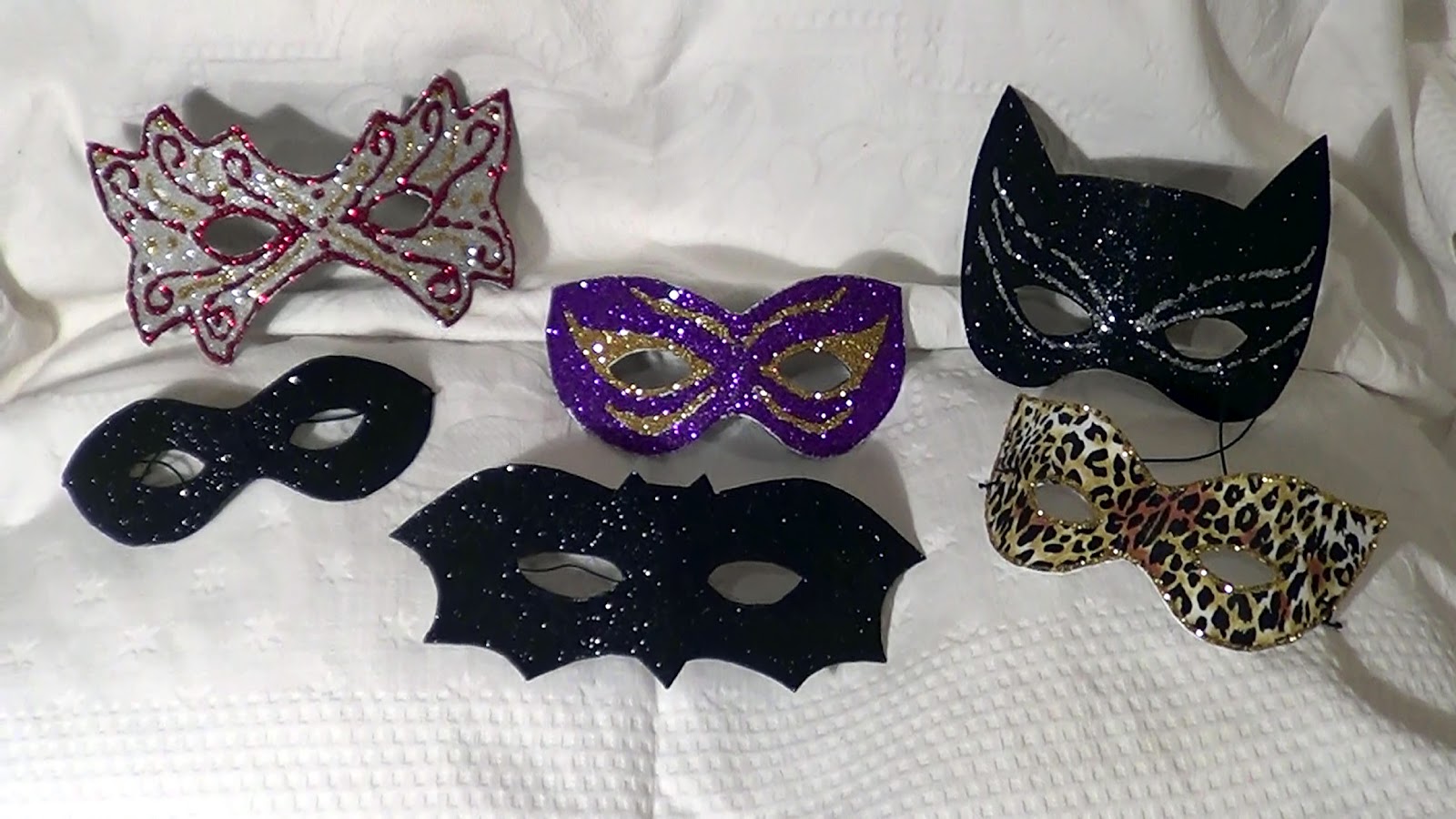 Aprenda como fazer máscara de Carnaval