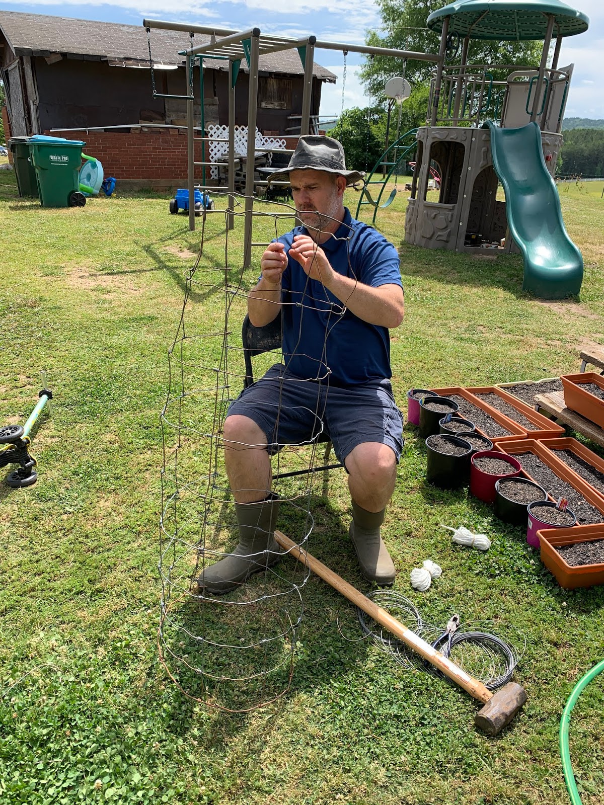 Country Mama To Many DIY Tomato Baskets