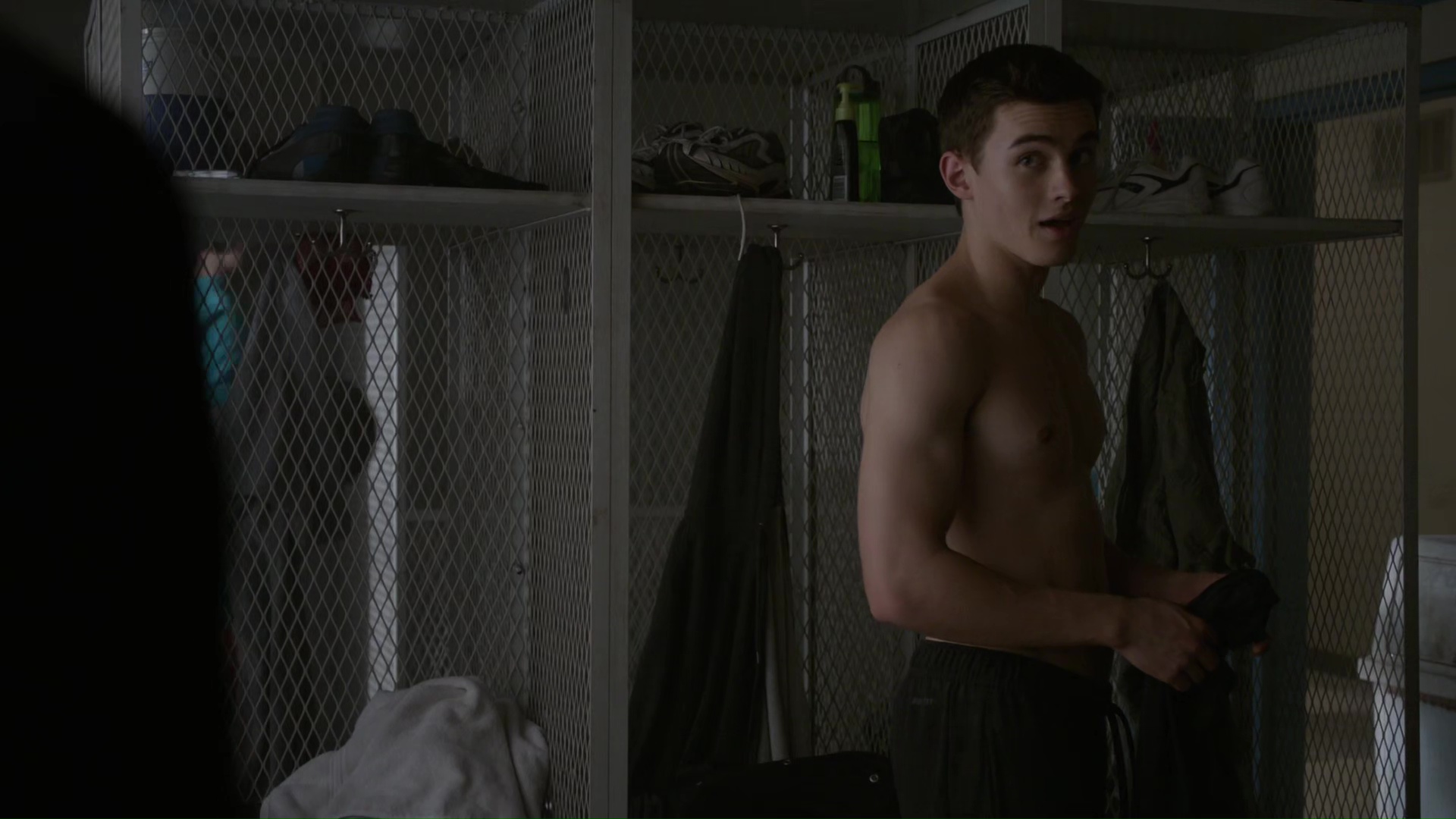 ausCAPS: Michael Johnston shirtless in Teen Wolf 5-13 "Codom. 
