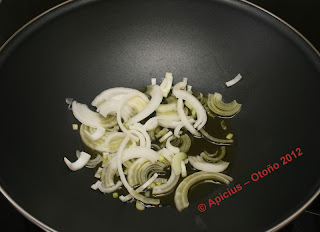  Verduras salteadas con gulas al ajillo 
