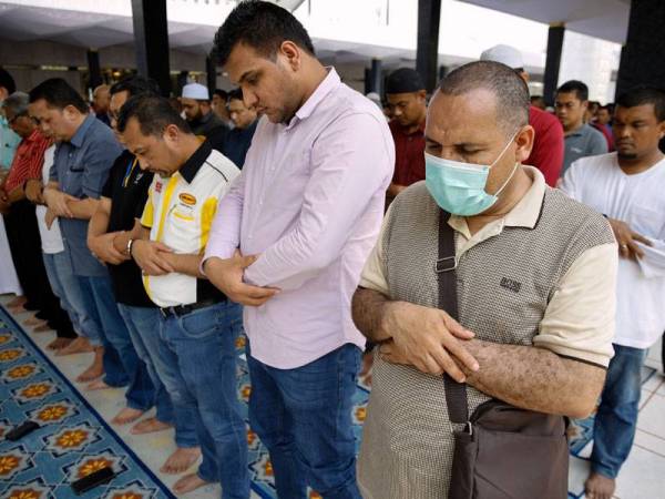 Boleh Ke Tangguhkan Solat Jumaat Dan Solat Jemaah Di Masjid? Ikuti Penerangan Ini