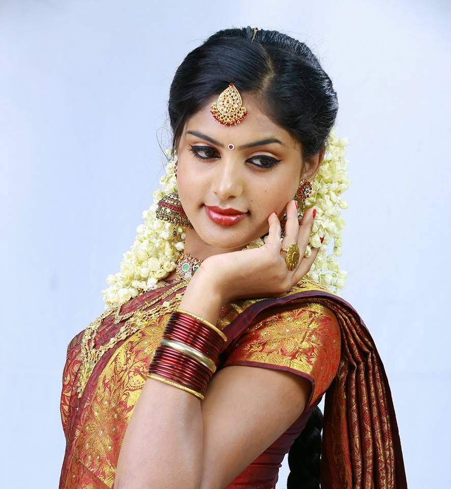 Malayalam Actress Navami Gayak Photos | CineHub