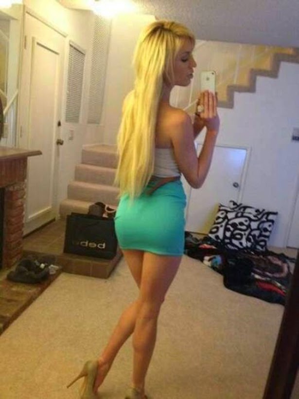 Holy Mother Of Tight Dresses Thechiveclub Sexy Girls