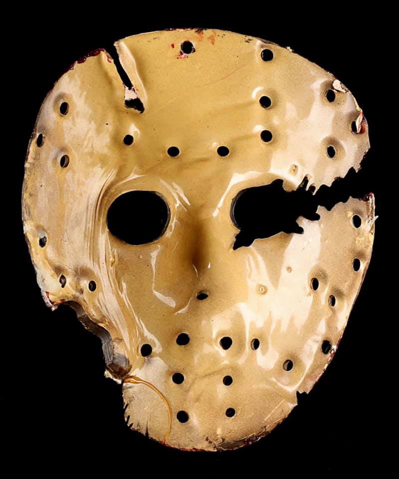 Custom painted Jason Voorhees mask by @c.spencer3d - Evidence found at the  bottom of Crystal Lake. : r/fridaythe13th