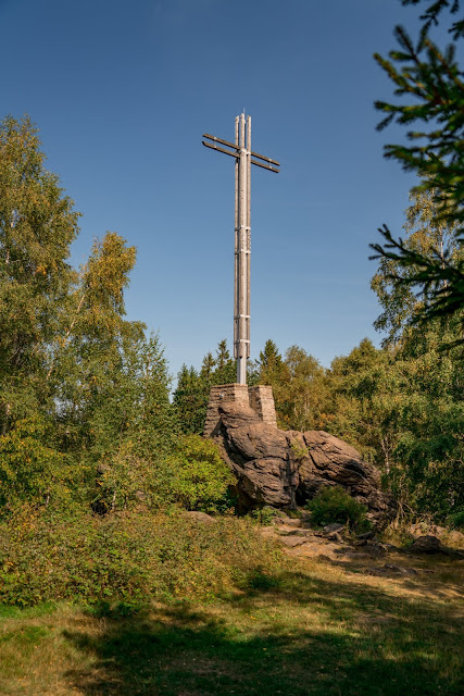 Rundwanderung zum Kreuz des deutschen Ostens | Wandern im Harz | Luchsgehege Bad Harzburg 09