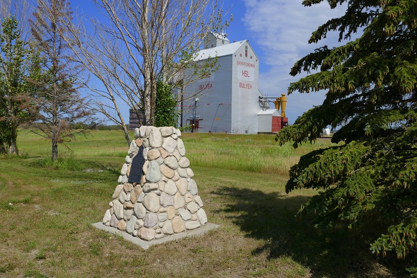 Past Presence Saskatchewan Wheat Pool No. 1