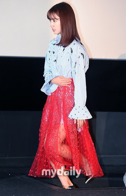 Пак Шин Хе удивила публику своим модный выбором