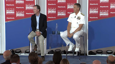 Screen Shot 2019 08 18 at 10.11.10 AM 1024x576 Almirante de la US Navy afirma encuentros OVNI ocurridos días en noviembre de 2004 Estos avistamientos son inexplicables