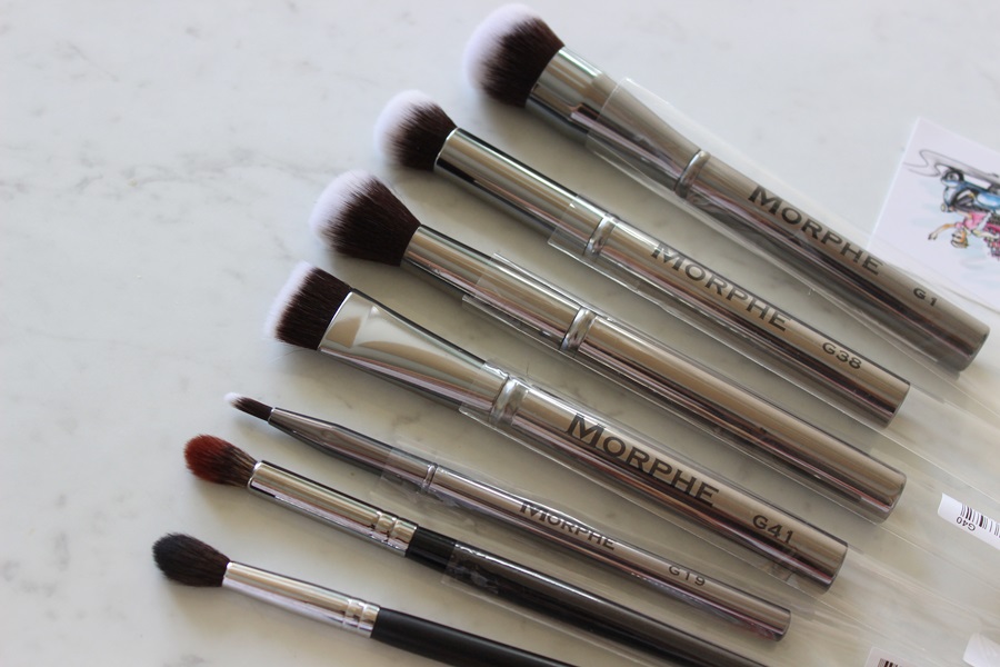 Sapphire Eyes and Rubin Lips Morphe Brushes Gun Metal, E22 + M505