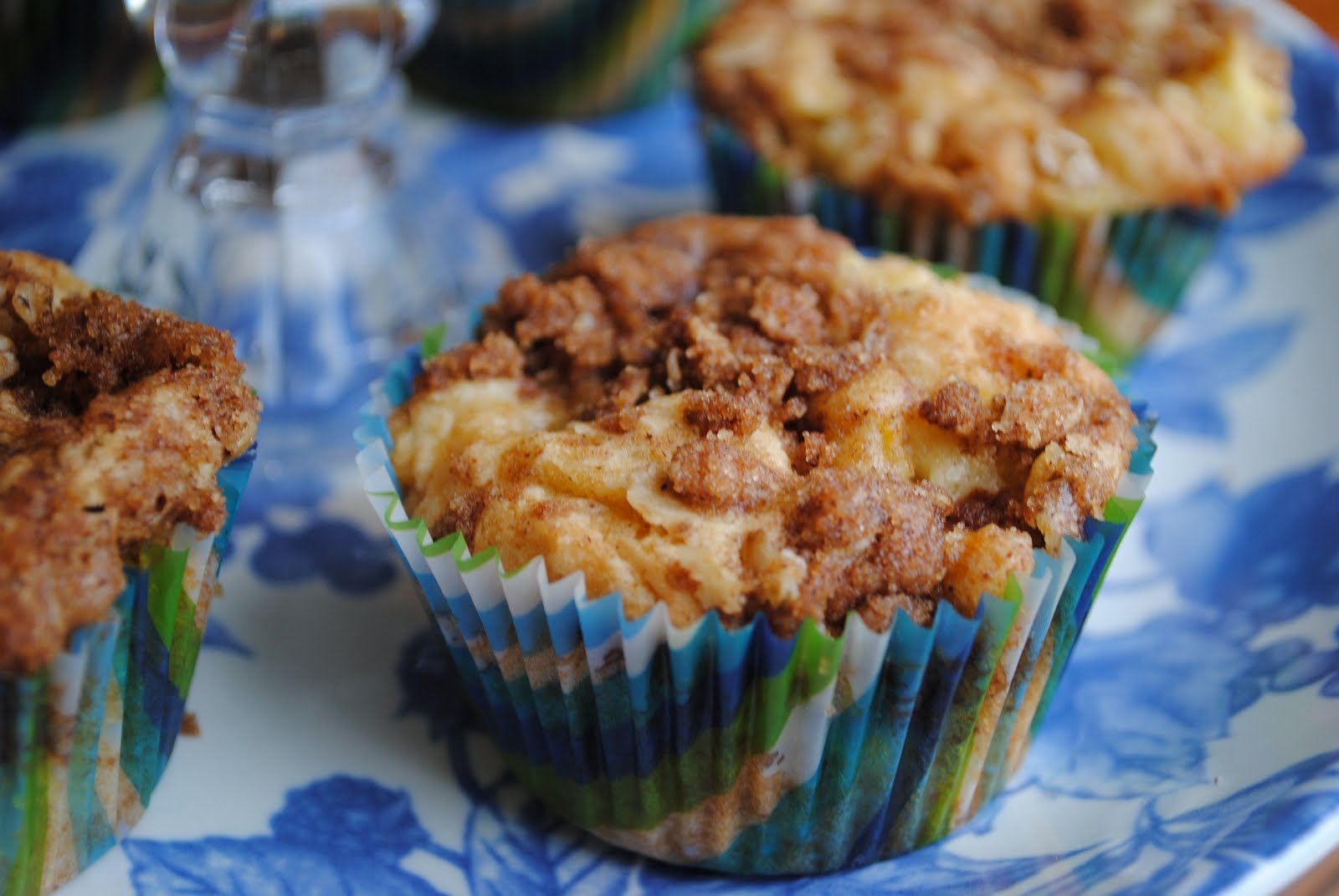Um, What Are You Doing?: Apple Strudel Muffins