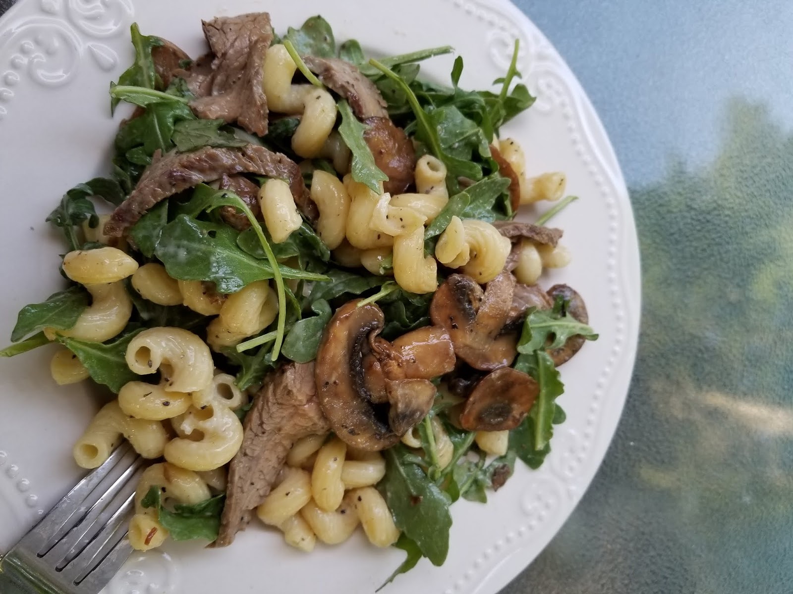 Freakin' Flabuless Steak and Mushroom Pasta Salad