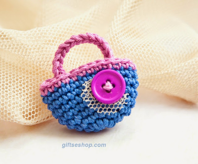 crochet brooch free pattern