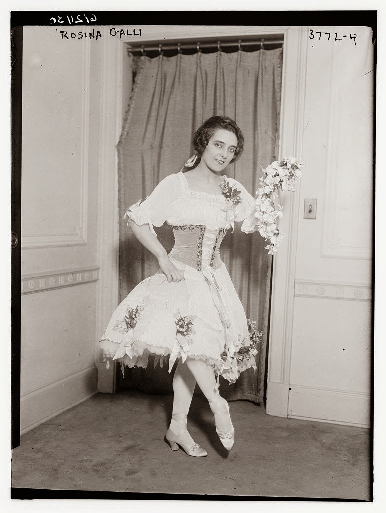 20 Vintage Photos That Show Women's Fashions of the 1910s vintage