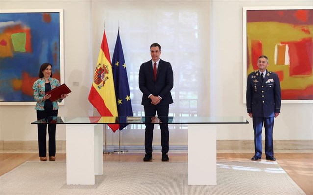  Παραιτήθηκε ο αρχηγός του Στρατού της Ισπανίας επειδή εμβολιάστηκε νωρίτερα   