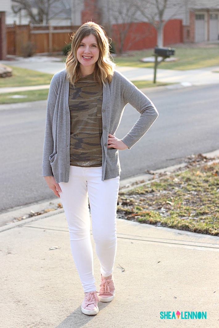 camo with blush pink outfit for spring | shealennon.com