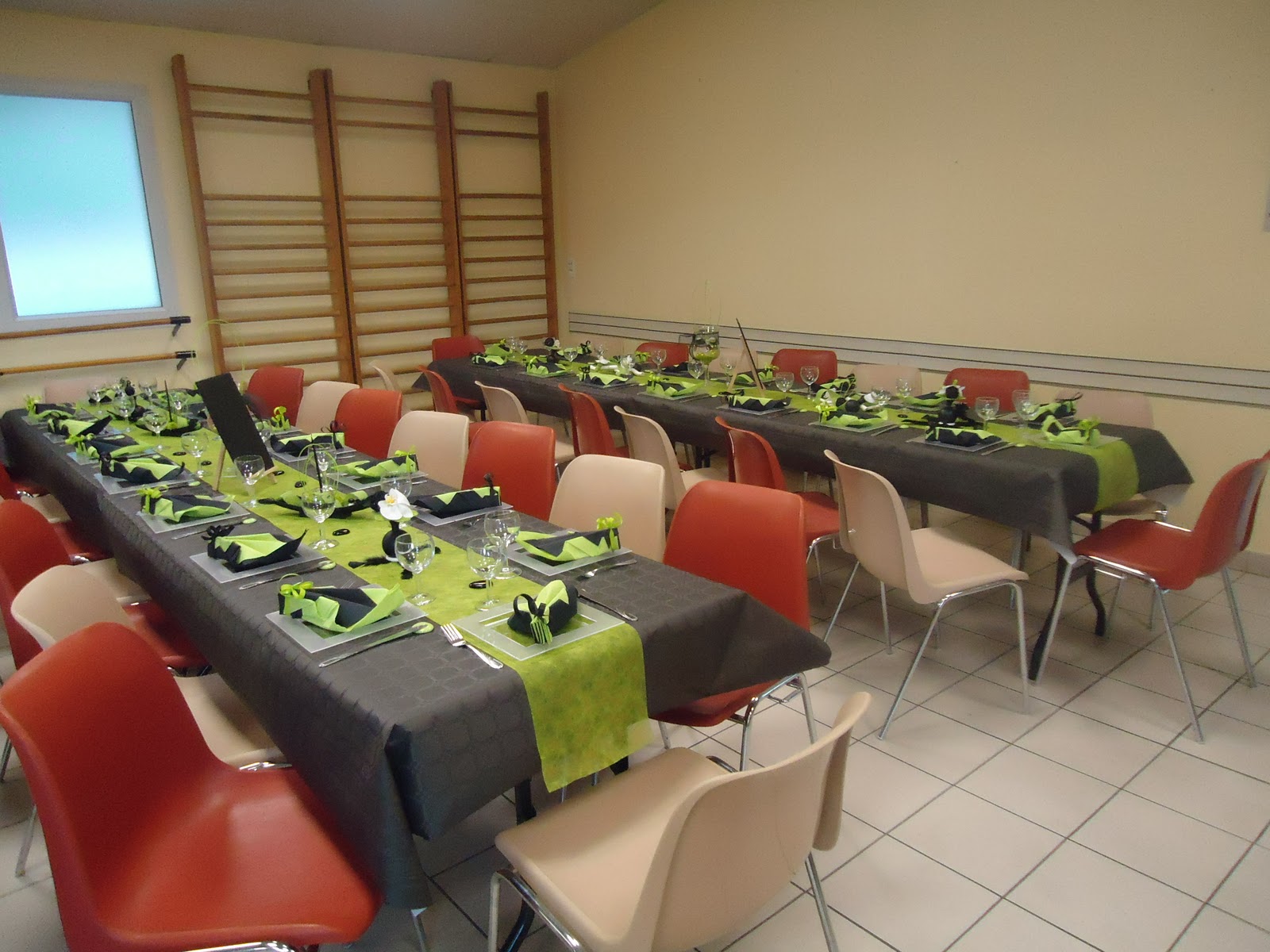 Clémarie Déco: Décoration d'anniversaire noir et vert anis