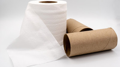 Un hombre de California fue detenido por golpear a su madre, solo por esconder el papel higiénico