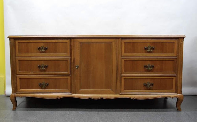 Αφιέρωμα: Μπουφές! Αρκούδα καφέ ... "τρέχα και βάψε" τον ξύλινο μπουφέ 14 Annie Sloan Greece Αφιέρωμα: Μπουφές! Αρκούδα καφέ ... "τρέχα και βάψε" τον ξύλινο μπουφέ 14 Annie Sloan Greece