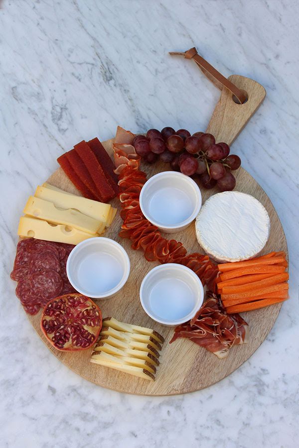 Mardefiesta Como preparar una tabla de quesos y embutidos perfecta