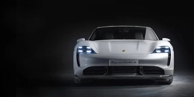 Porsche Taycan Turbo - Mobil Listrik Pesaing Tesla