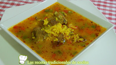 Cómo hacer arroz caldoso con costillas adobadas