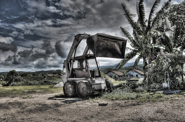 Kompaktlader gebraucht HDR Baumaschinen