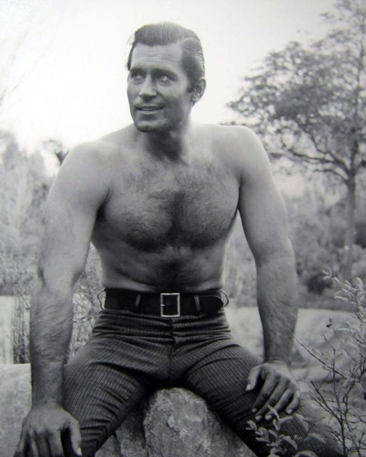 Clint Walker: Left Behind.