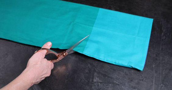 طريقه مذهله وبسيطه للاستفاده من الملابس القديمه Youtube Kids Frocks Design Baby Dress Design Dresses