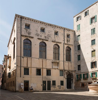 The Scuola Grande Spagnola still offers regular religious services to Venice's Jewish community