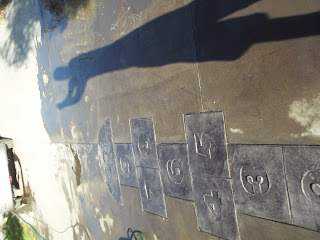 Decoracion de paredes con relieves: reparacion de hormigon impreso