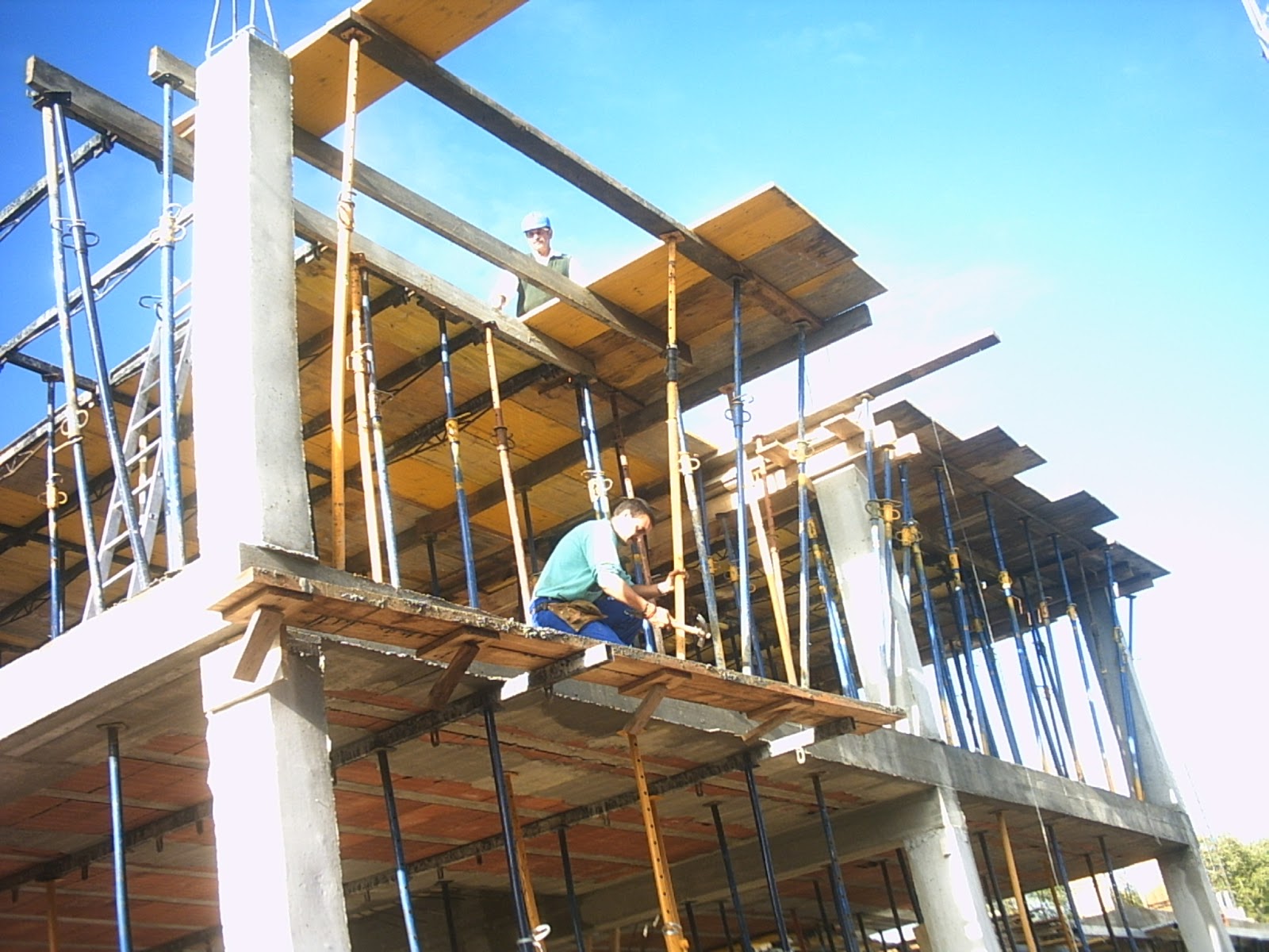 .: Encargado de de Obra 2005-2006