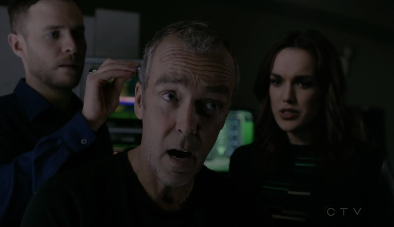 Les Agent Du Shield Saison 4 Les critiques // Agents of SHIELD : Saison 4. Episode 11 & 12. Wake Up