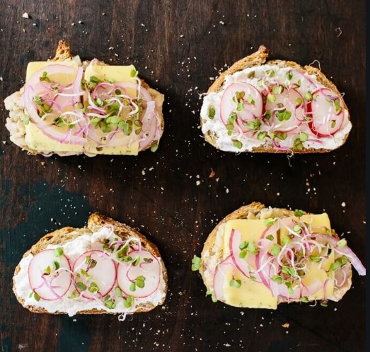 Toast with Ricotta and White Bean Spread