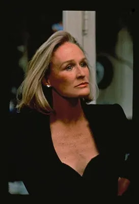 Glenn Close Biography