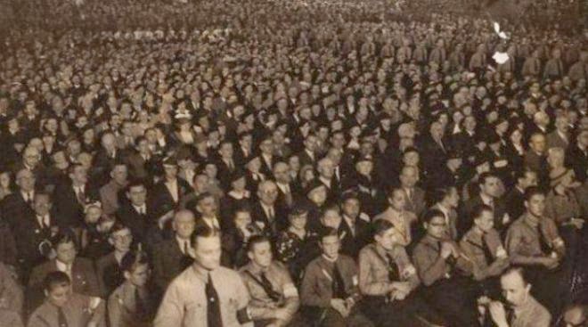 Nazis en Luna Park