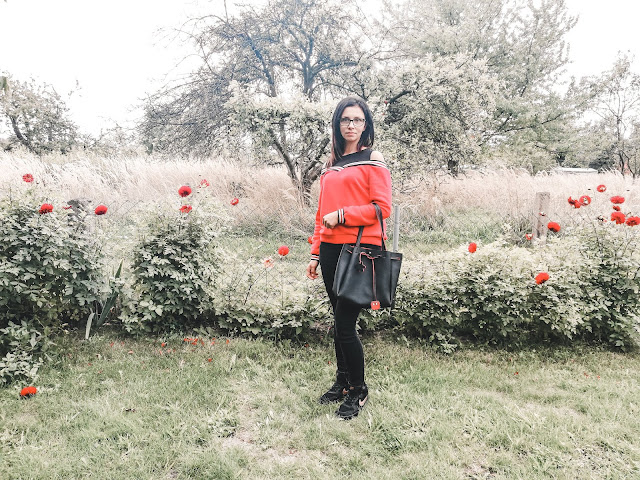 Czerwona bluza z odkrytymi ramionami w sportowym stylu | Open Shoulder Faux Two Piece Sweatshirt | Dresslily.com