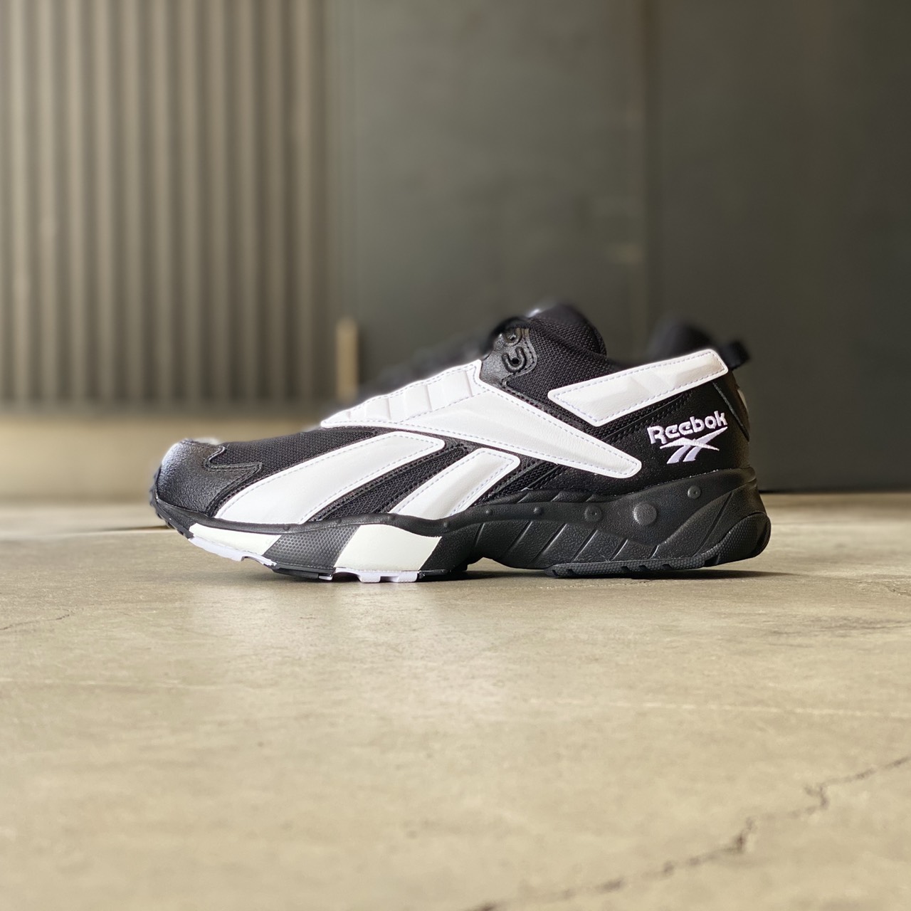 reebok interval runner