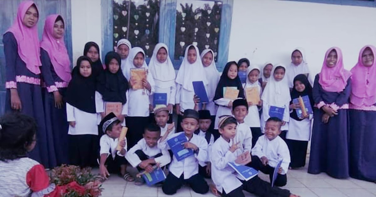 Pantun Guru Berkarakter Dakwah - Lenggok Media