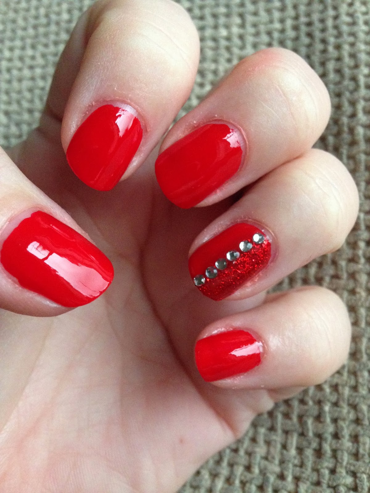 Easy Christmas Nail Ideas 5 Mammaful Zo Beauty Life Plus Size Easy Christmas Nail Ideas 5 Mammaful Zo Beauty Life Plus Size