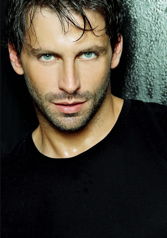 Olimpo Lusitano: Henri Castelli